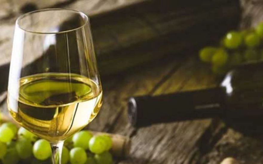 Calorias do Vinho Branco: Um Guia para Entender seu Impacto na Dieta