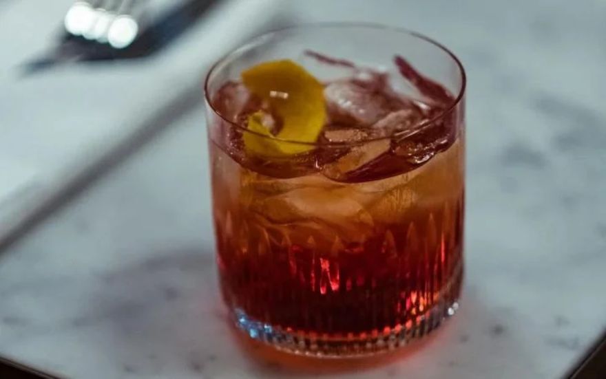Manhattan Drink Receita: Ingredientes e Preparo Fácil